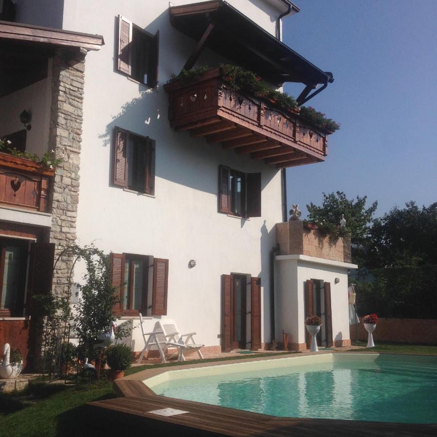 Le Cicogne Bed and Breakfast Rovereto  Eksteriør billede